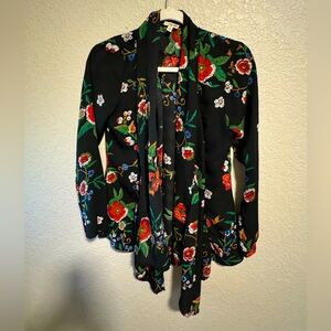 Lily white blazer style top floral